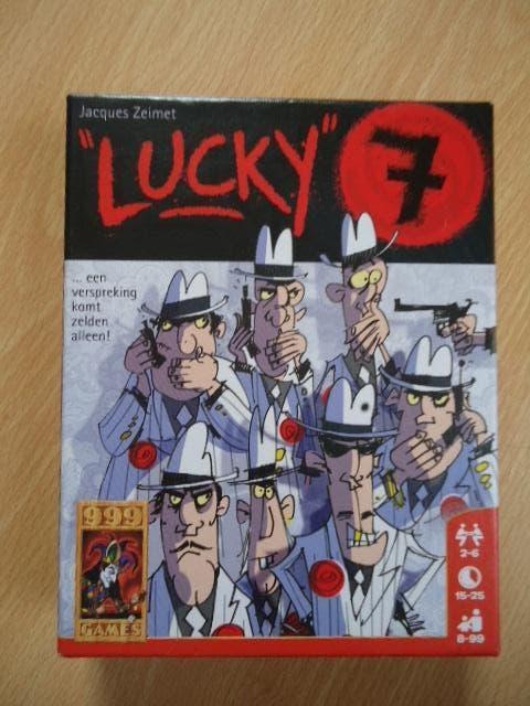 Lucky 7, kaartspel 999 games, Vijf spelers of meer, Ophalen of Verzenden, Zo goed als nieuw, 999 games