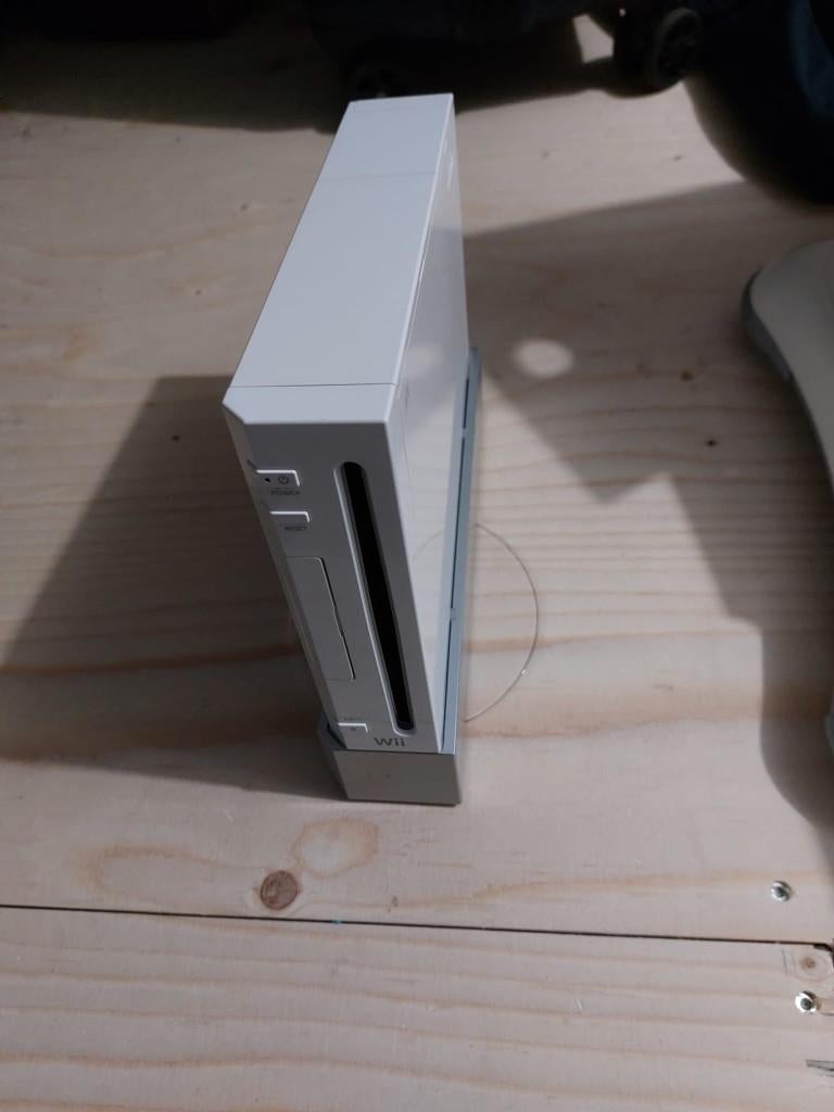 Nintendo Wii met balanceboard, Ophalen, Zo goed als nieuw, Met 1 controller, Met games