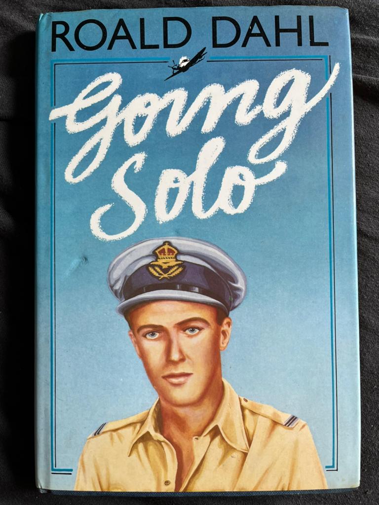 Going Solo roald dahl, Ophalen of Verzenden, Gelezen