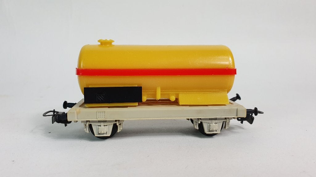 Piko H0 gele ketelwagon,geen Shell sticker. Ketel wagon. S29, Tweedehands verkoop, Tweedehands verkoop, Wisselstroom, Gebruikt