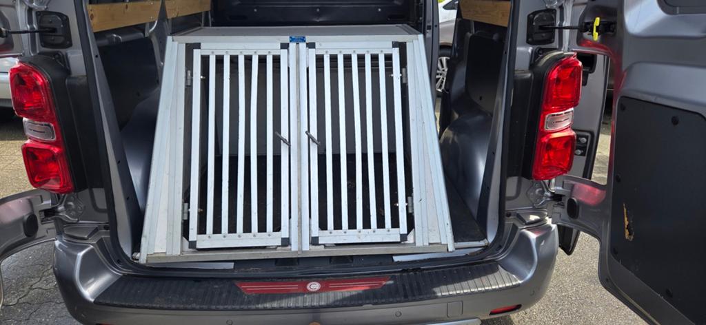 honden autobox van wt metal, Dieren en Toebehoren, Ophalen of Verzenden
