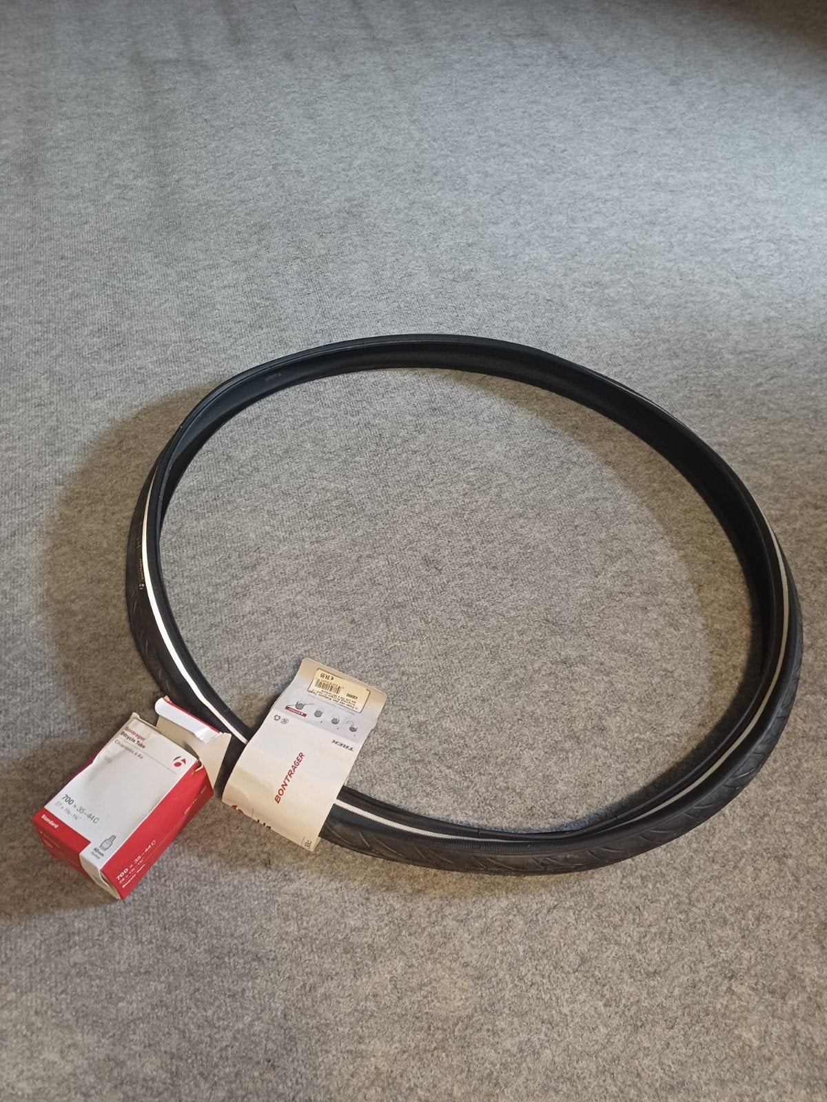 Bontrager H1 Hard-Case Lite Hybrid 28" Buiten en Binnenband, Band, Elektrische fiets, Nieuw, Ophalen of Verzenden