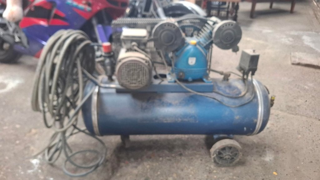 compressor 2 cilinder, Ophalen, Gebruikt