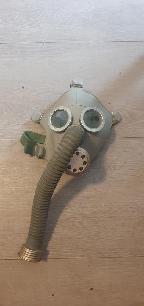 Kinder gasmasker, Ophalen, Nieuw