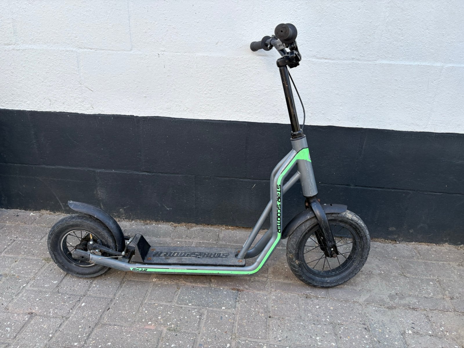 Starscooter step met dikke banden - Stevig en stabiel, Fietsen en Brommers, Steps, Ophalen, Gebruikt, Gewone step