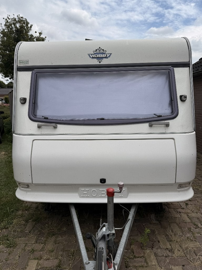 Foto 19 van Hobby 400 SF De luxe (1997) | Tempo 100 | Vochtvrij