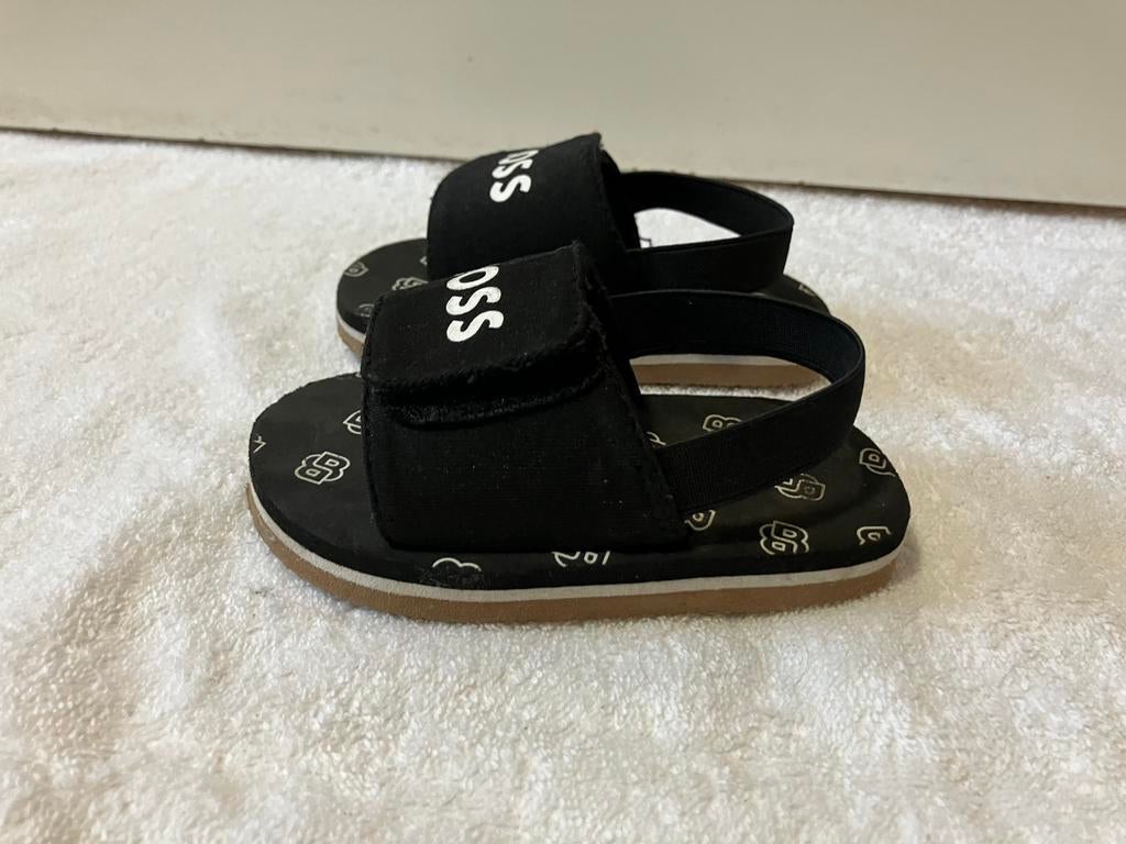 Baby sandalen zwart maat 21 hugo boss, Overige typen, Ophalen of Verzenden, Zo goed als nieuw, Jongetje