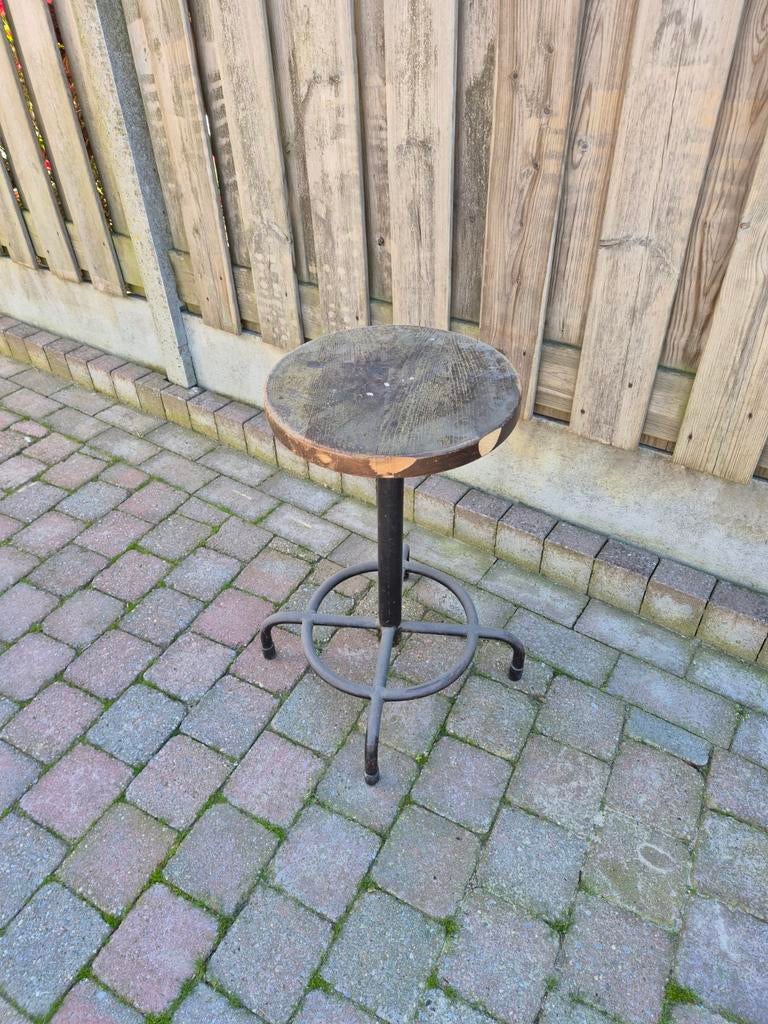 Vintage kruk, in hoogte verstelbaar, Ophalen, Gebruikt, 60 tot 90 cm, 1 kruk