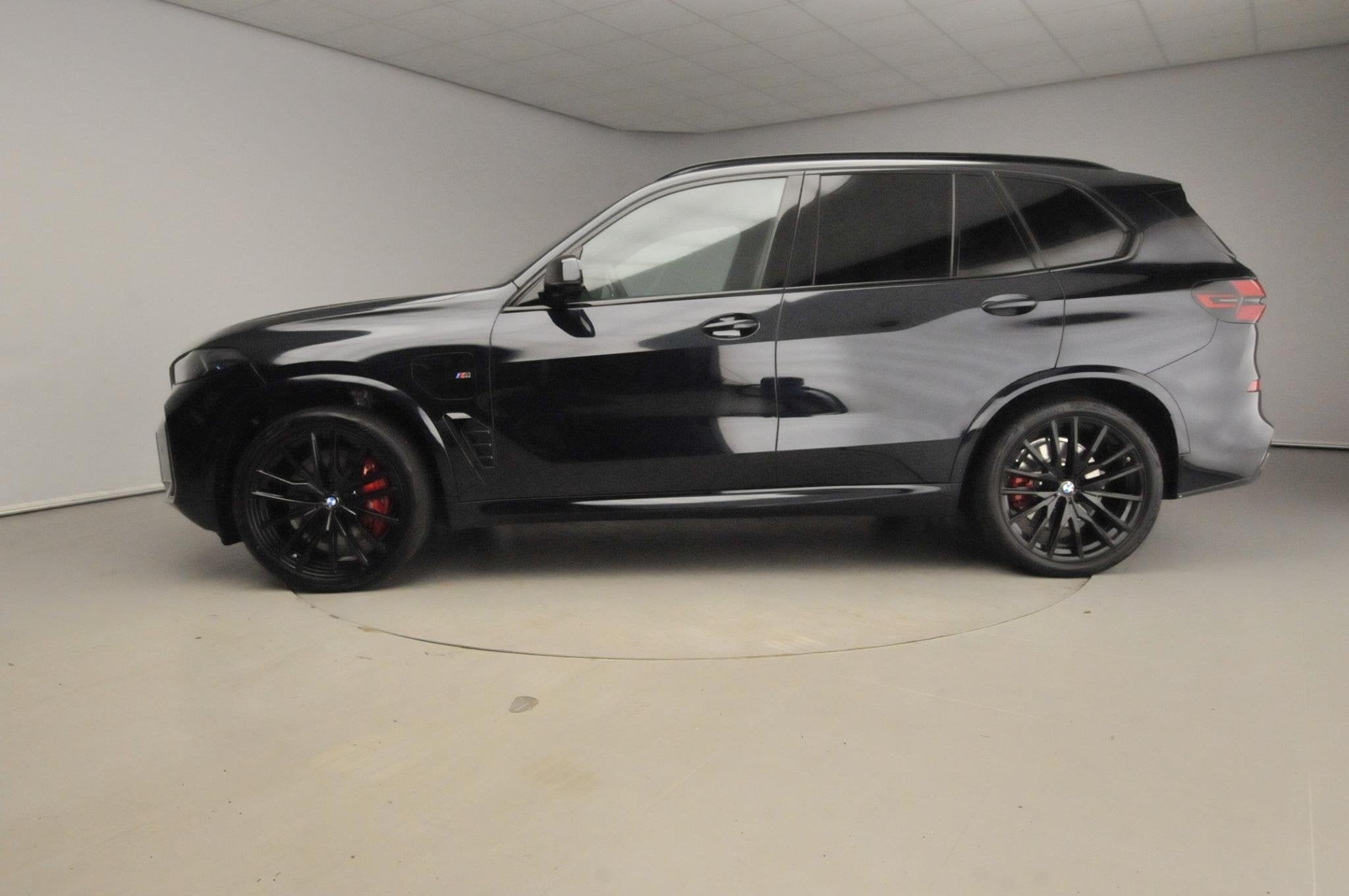 BMW X5 xDrive50e | M-Sportpakket | LED | HUD | Active cruise, Auto's, Dealer onderhouden, Gebruikt, 2395 kg, Met garantie (alle)