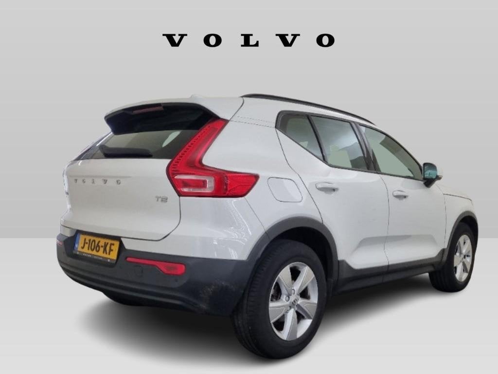 Volvo XC40 1.5 T2 Momentum Core | Cruise Control | Navigatie, Auto's, Gebruikt, Euro 6, Wit, Origineel Nederlands