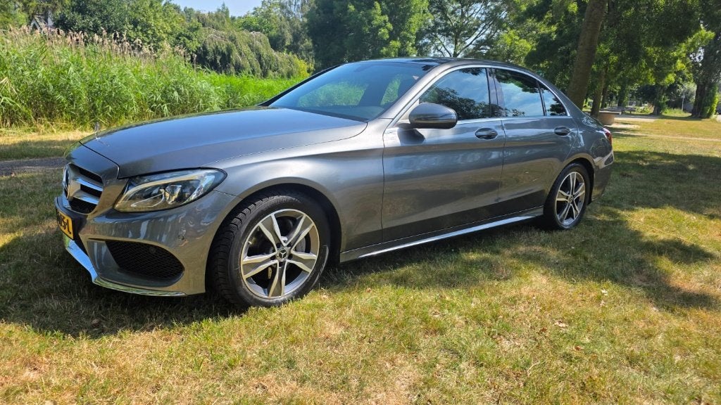 Mercedes-Benz C-Klasse C180 - 2017 Grijs - Eerste eigenaar, Automaat, 1800 kg, Zwart, Particulier