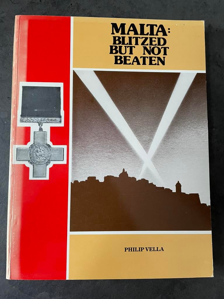 Malta: blitzed but not beaten, Ophalen of Verzenden, Zo goed als nieuw