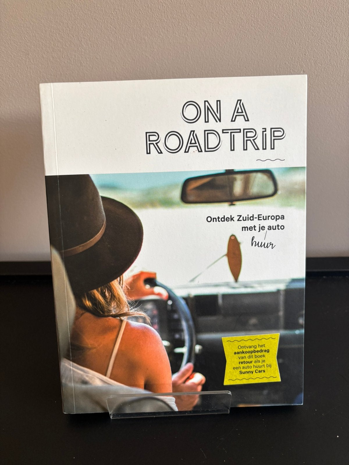 Luc Hoornaert - On a Roadtrip, Europa, Ophalen of Verzenden, Zo goed als nieuw, Reisgids of -boek