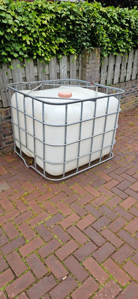 IBC container 1000 liter - Wateropslag, Tuin en Terras, Regentonnen, 150 liter of meer, Ophalen of Verzenden, Gebruikt, Kunststof