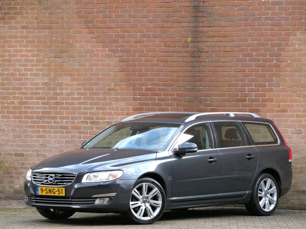 Volvo V70 3.0 T6 AWD Summum Schuifdak / Xenon / Trekhaak / P, Auto's, Automaat, Euro 5, 1683 kg, 2953 cc