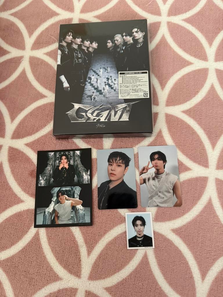 Stray Kids Giant Japan Album CD Limited Edition A, Ophalen of Verzenden, Zo goed als nieuw, Foto of Kaart
