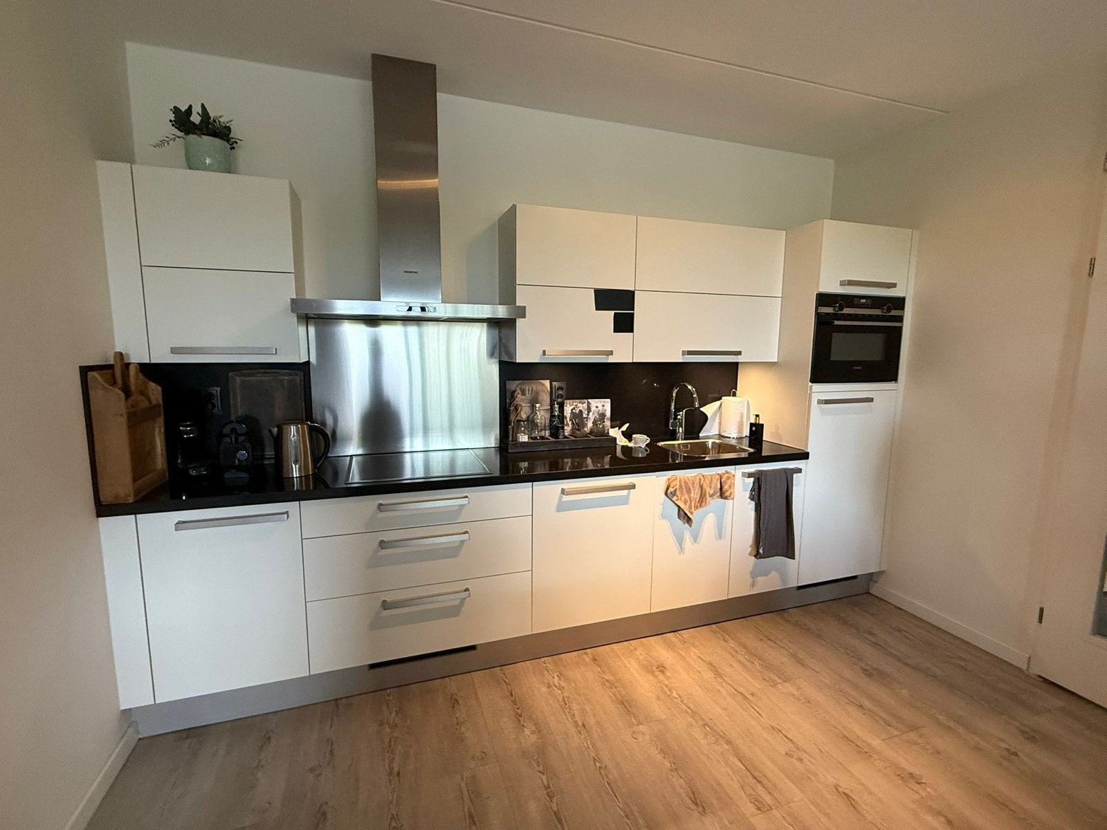 Keuken wrappen | Deuren, kozijnen & panelen wrappen |, Onderhoud of Restauratie
