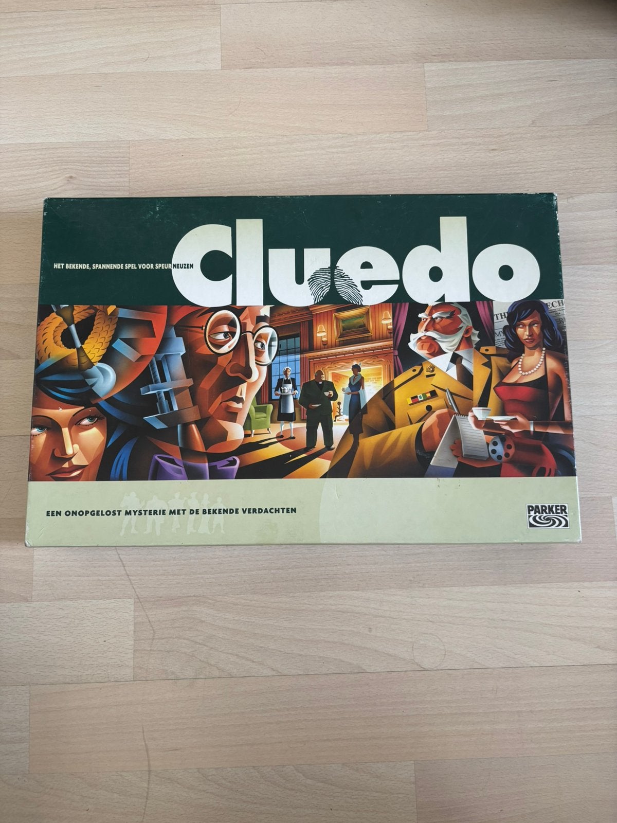 Cluedo, Hobby en Vrije tijd, Gezelschapsspellen | Bordspellen, Vijf spelers of meer, Ophalen of Verzenden, Gebruikt