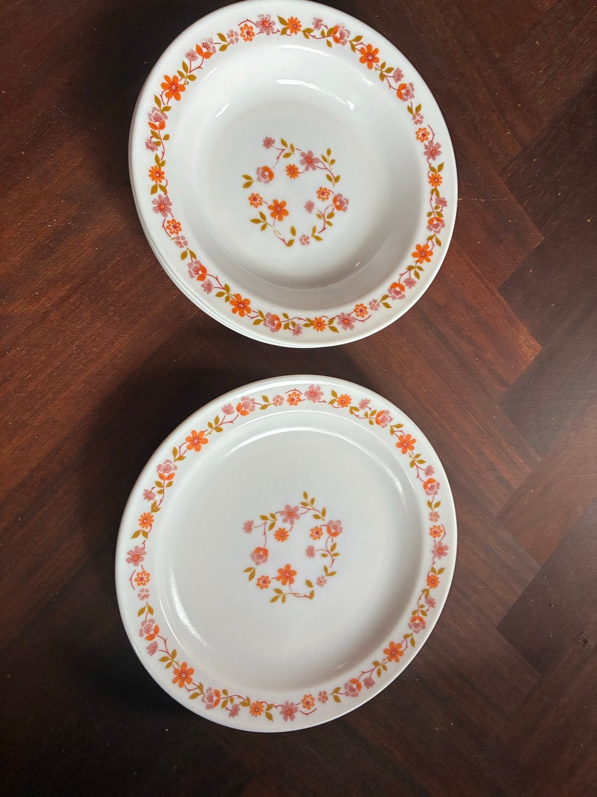 Arcopal France oranje bloemetjes, Ophalen