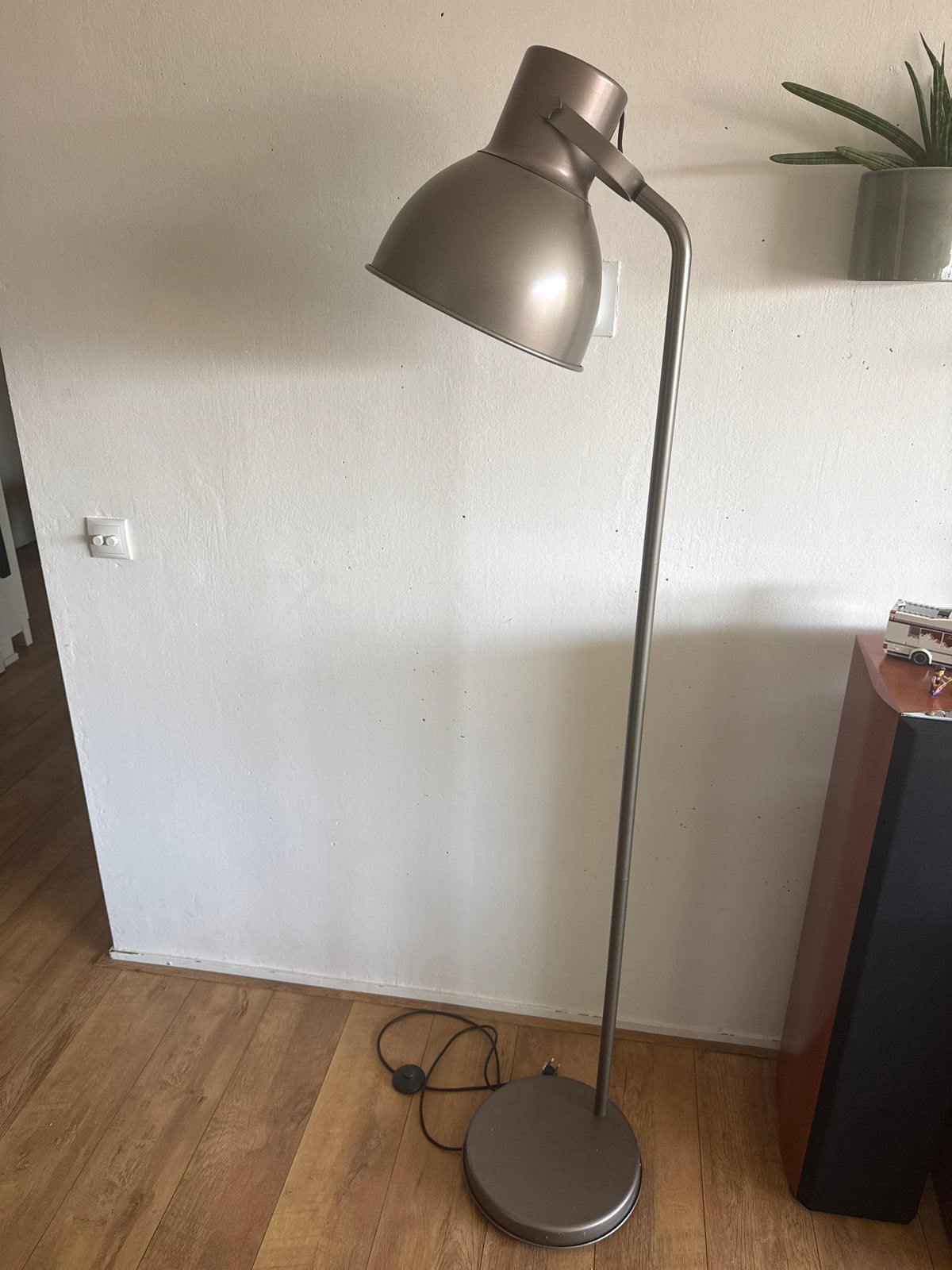 IKEA HEKTAR staande lamp van metaal, Huis en Inrichting, Lampen | Vloerlampen, Ophalen, Gebruikt, Metaal, 150 tot 200 cm