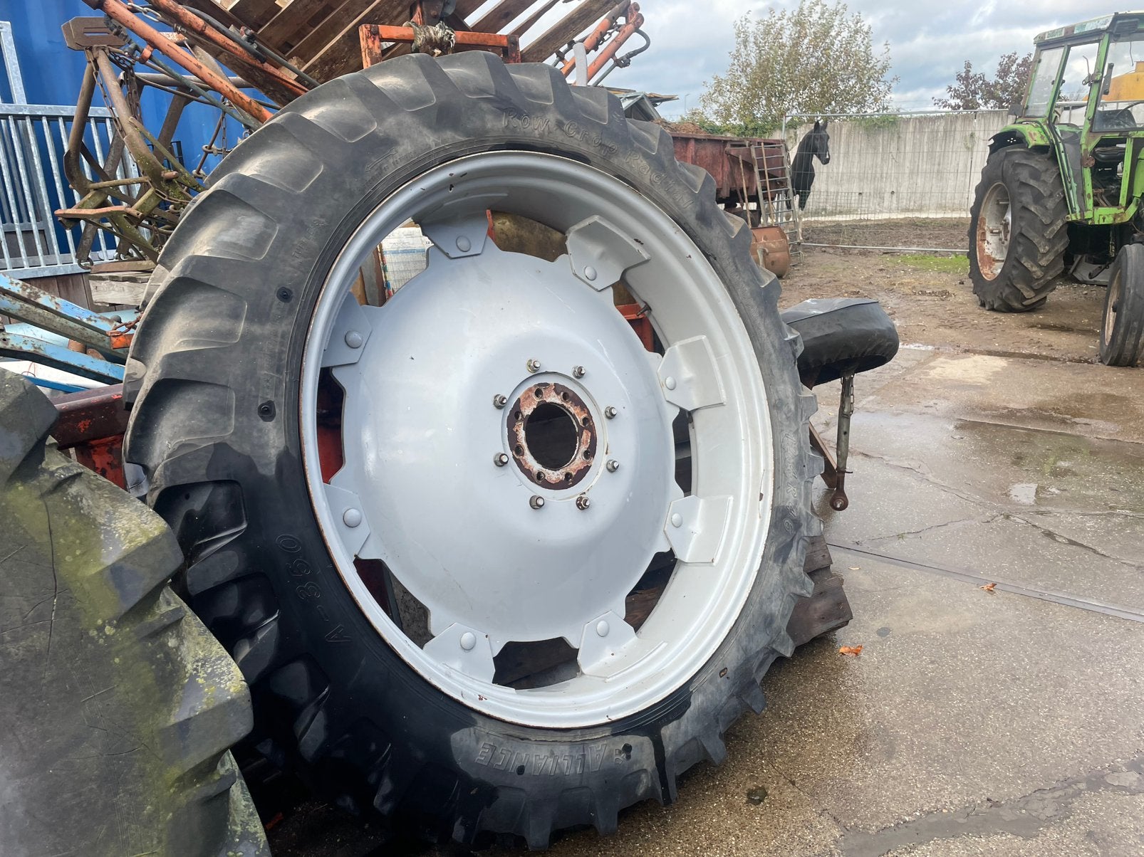 Mooie Michelin banden 38 en 34 inch, Ophalen