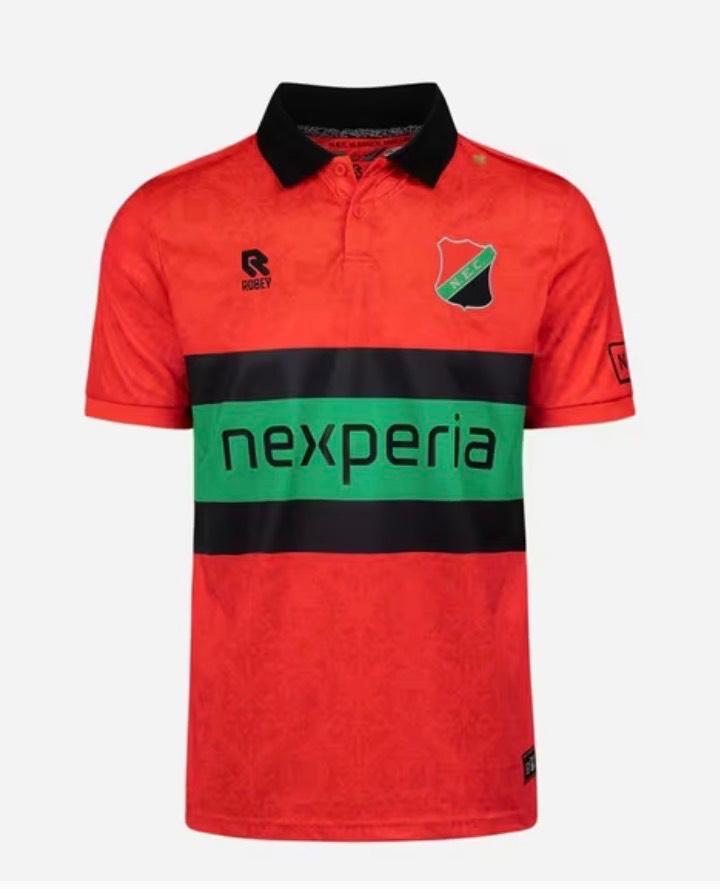 Gezocht: NEC BNN (replica) shirt, Ophalen of Verzenden, Voetbal