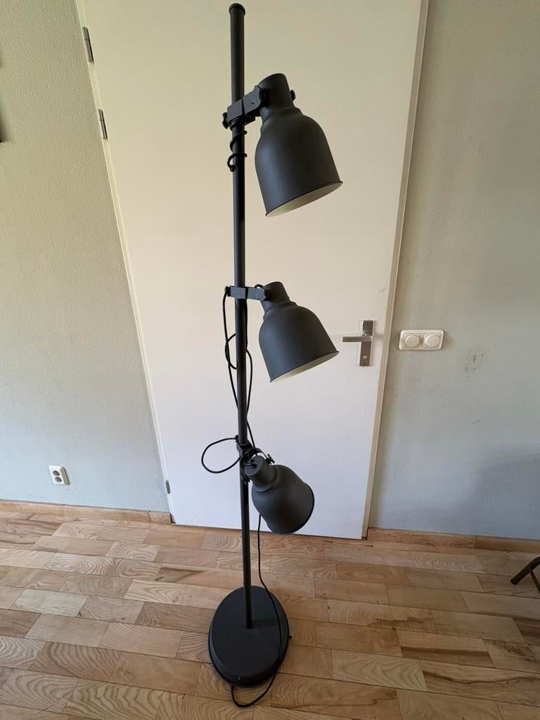 Staande lamp met 3 spots, Ophalen, Zo goed als nieuw, 150 tot 200 cm