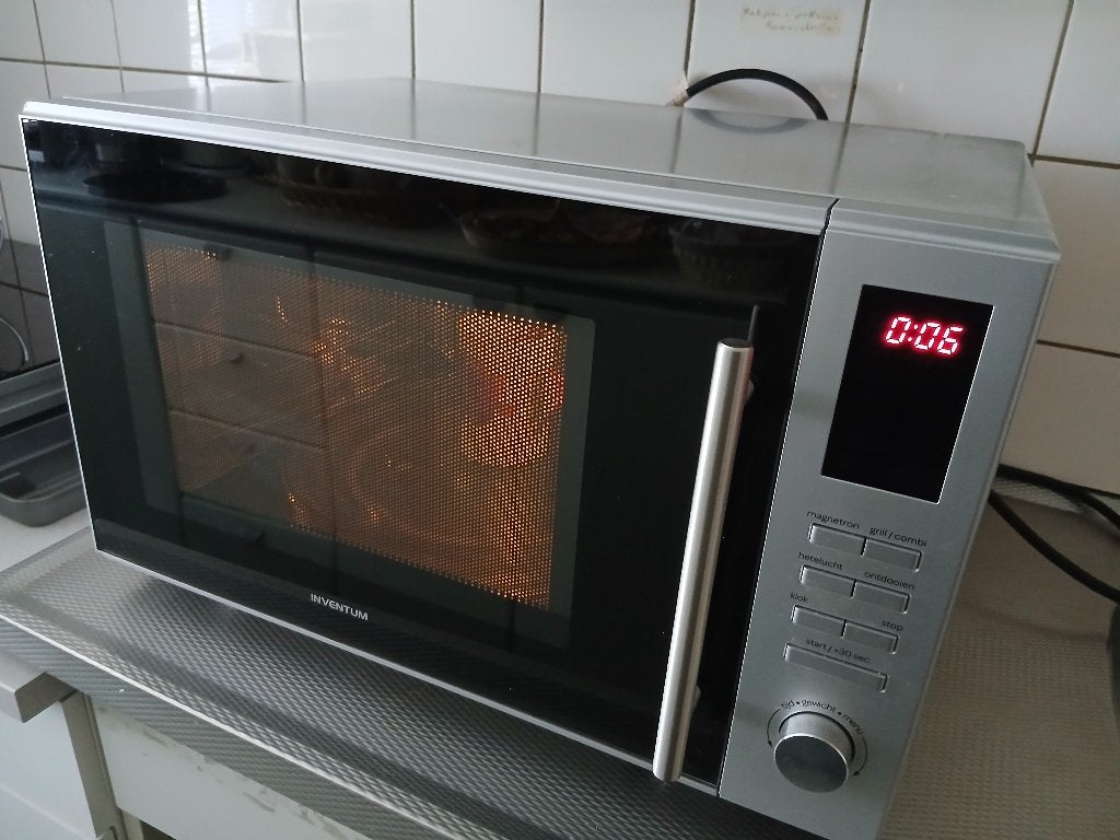 Inventum combi grill, hetelucht Ontdooien 30 liter inhoud, Ophalen, Combimagnetron, Crisp, Zo goed als nieuw