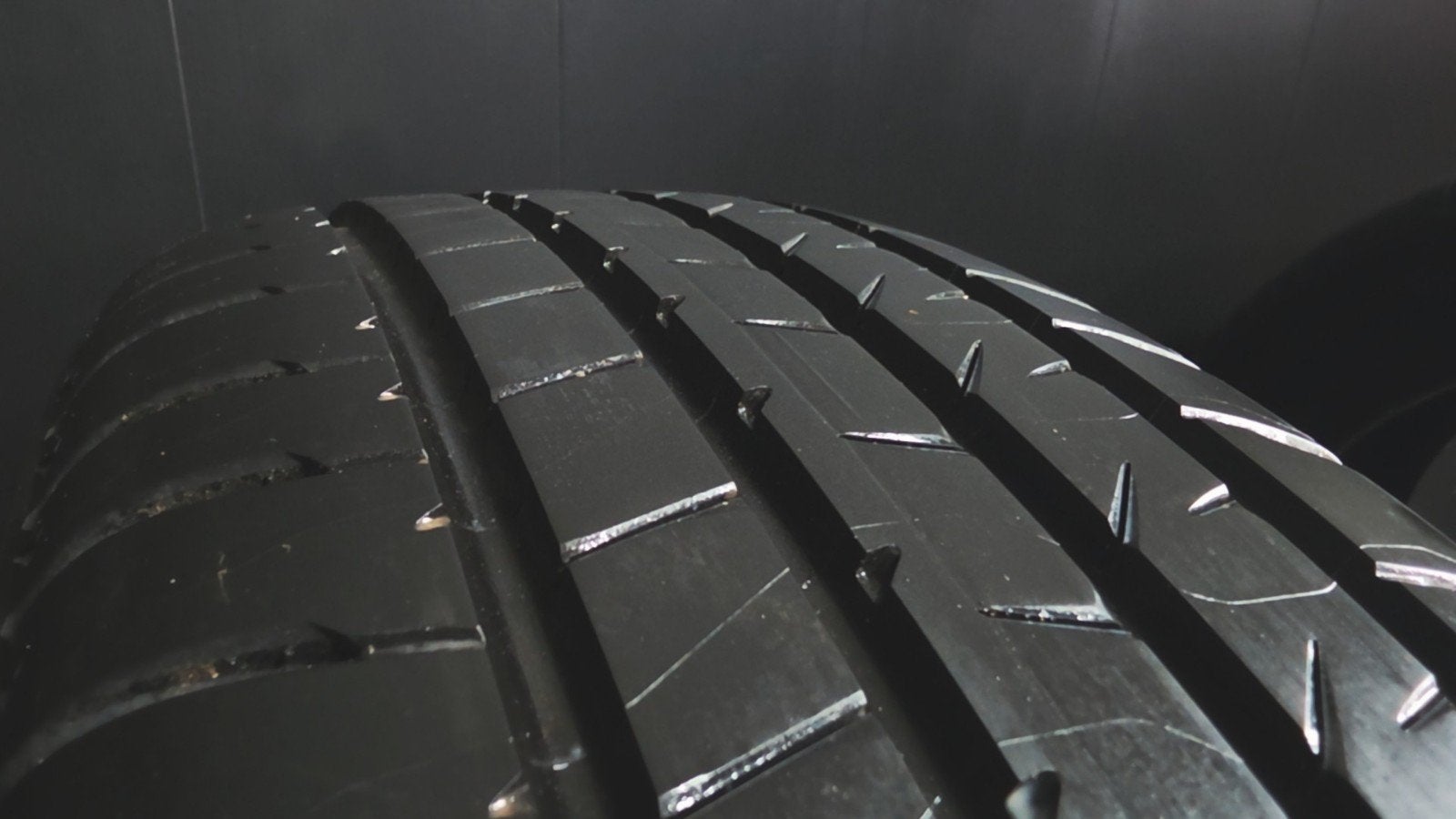 225 55 R19 19 BRIDGESTONE Alenza001 DEMO zomerbanden, 19 inch, Ophalen of Verzenden, Band(en), Bridgestone