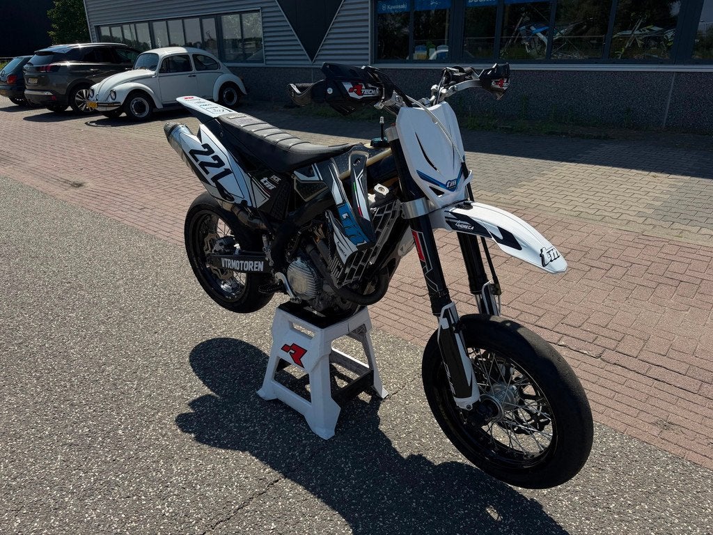 Tm 450 Smx Supermoto Supermotard Race Ready No ktm Smr Husqv, Motoren, Tm, Tm 450 Smx, Tm Italië
39373  Roma, IT, Bedrijf