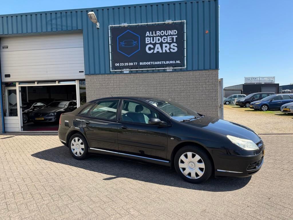 Citroen C5 2.0-16V Ligne Prestige, Stof, Gebruikt, Zwart, 4 cilinders
