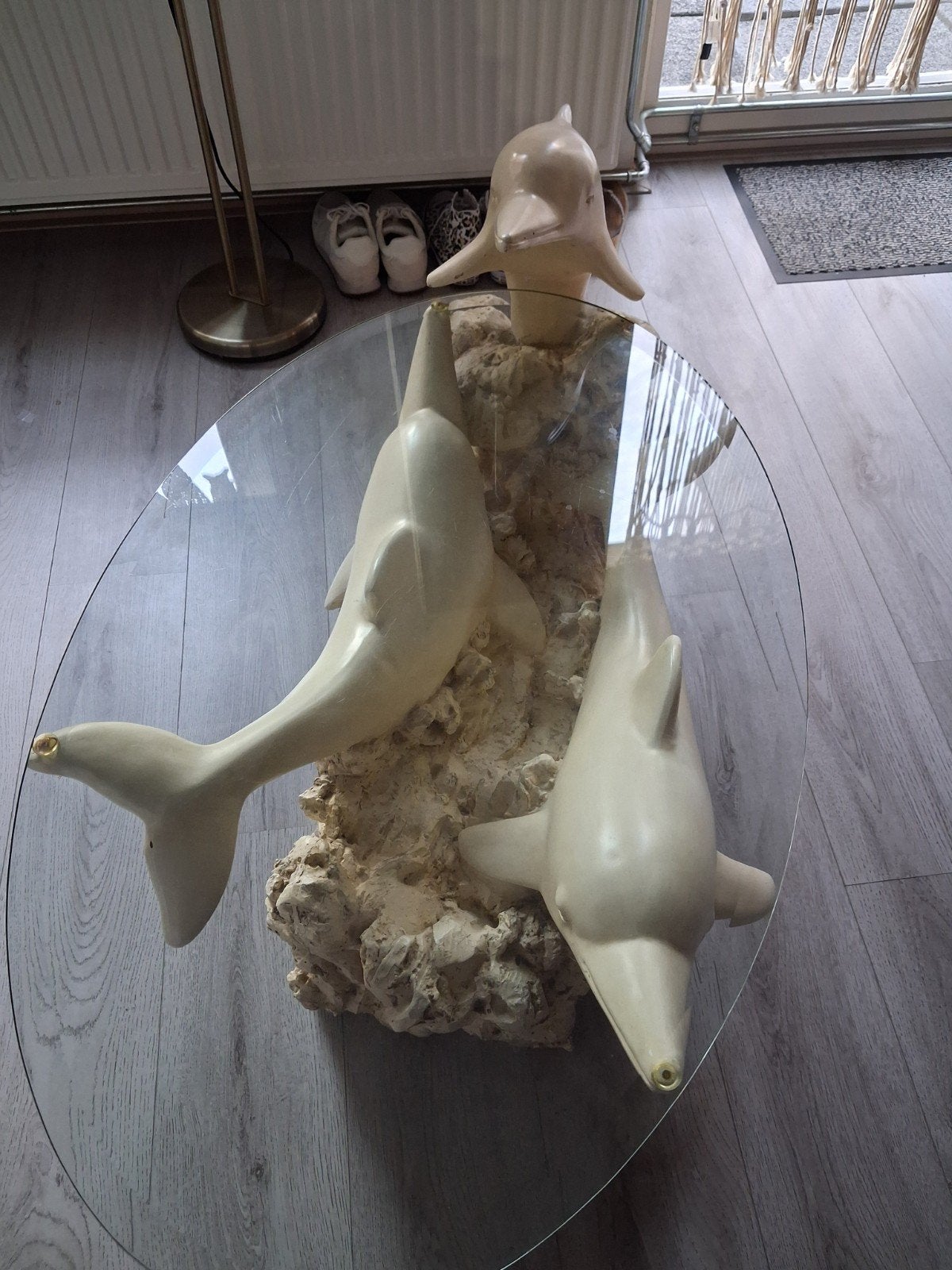 Unieke dolfijn salontafel met glazen blad, Ophalen, Minder dan 50 cm, Gebruikt, 50 tot 100 cm