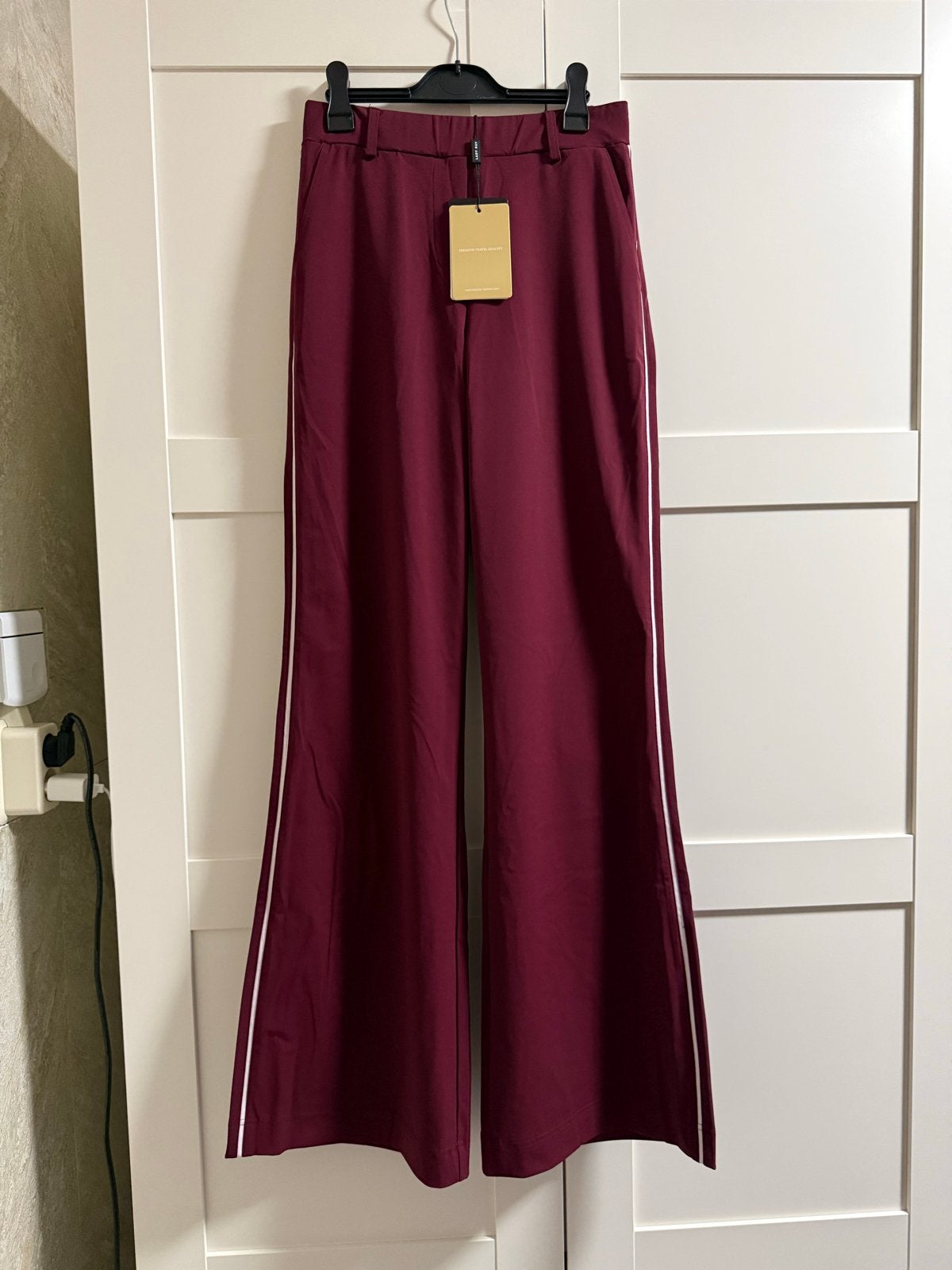 Lady Day Amsterdam Bordeauxrode Broek, Overige kleuren, Nieuw, Ophalen of Verzenden, Maat 36 (S)