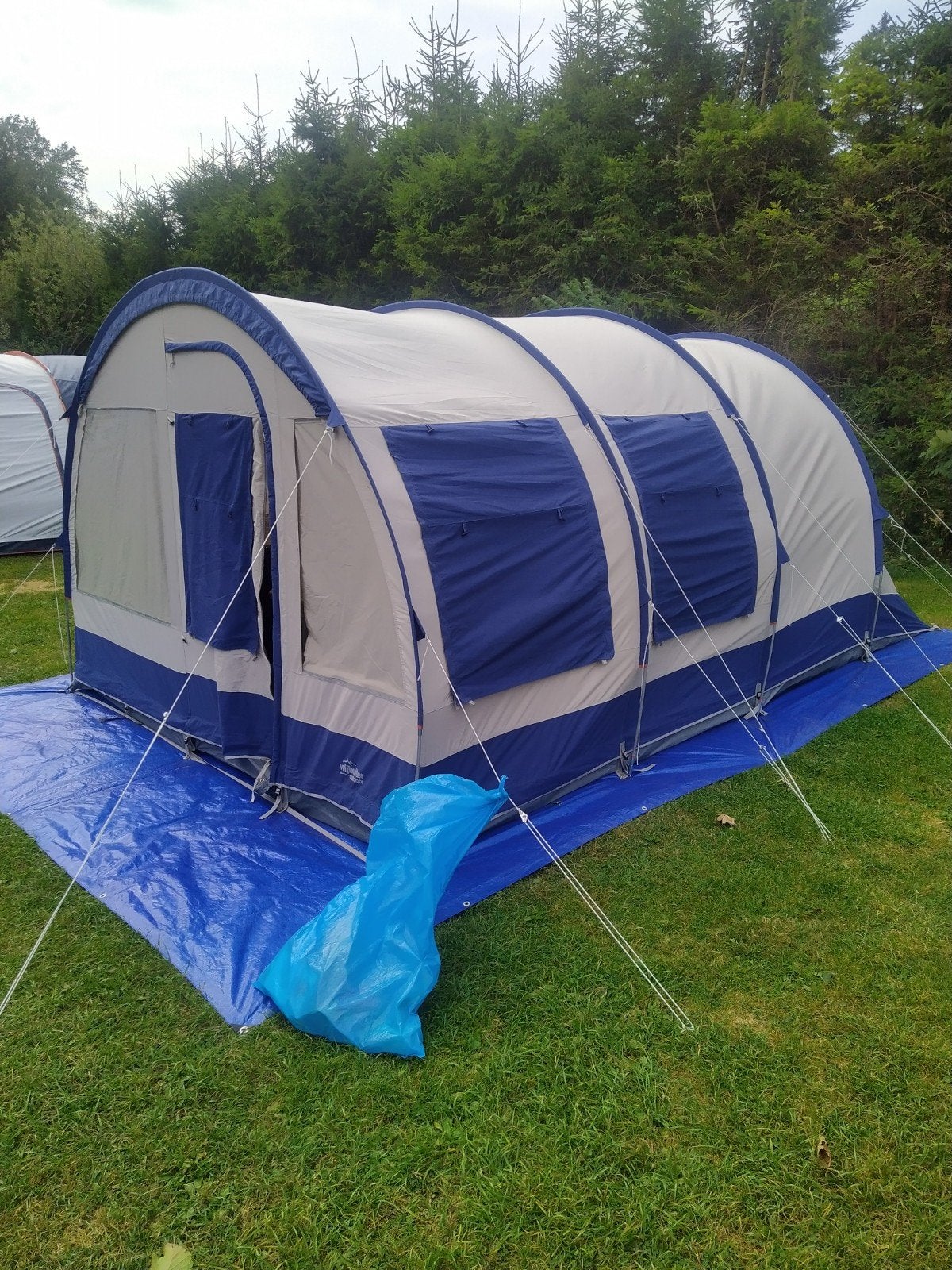 Vrijbuiter Outdoor Basic 320 tent met twee slaapcabines, Caravans en Kamperen, Tenten, Ophalen, Gebruikt, Tot en met 4