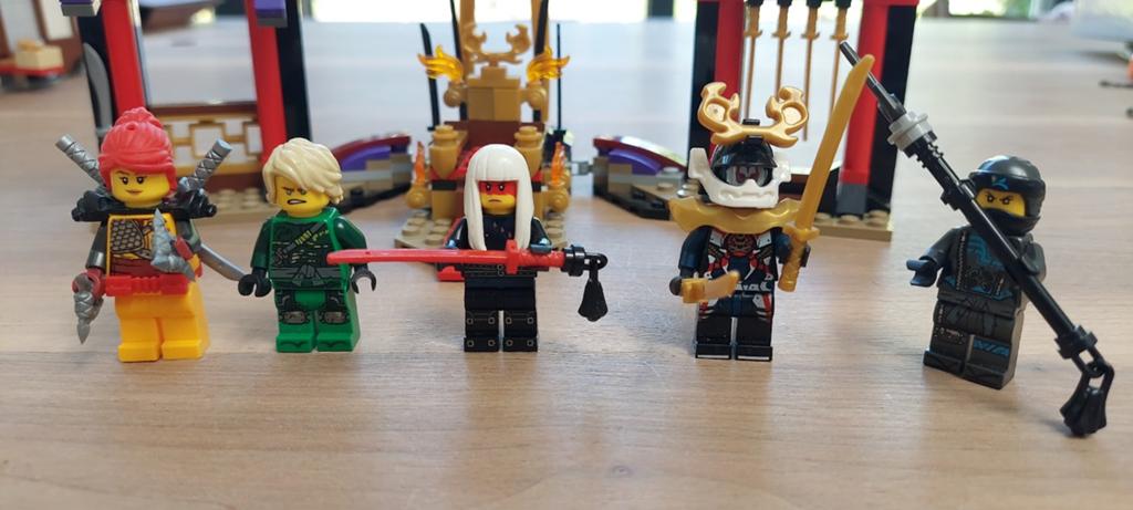 LEGO Ninjago 70651 Troonzaal incl. 5 populaire mini figuren!, Lego, Compleet, Ophalen of Verzenden, Zo goed als nieuw