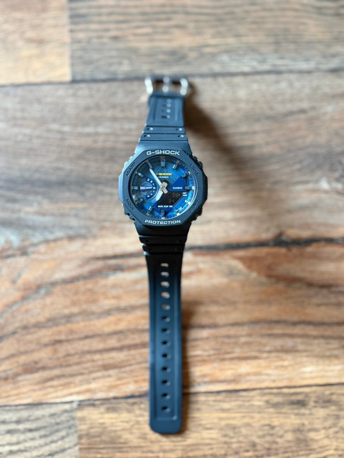 Grijze G-shock Casio horloge voor heren: GA2100AS, Casio, Polshorloge, Kunststof, Ophalen of Verzenden