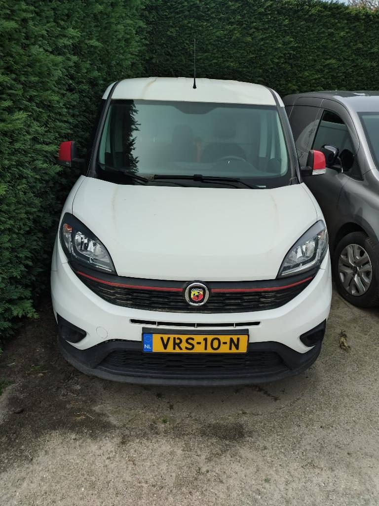 Fiat Doblo Cargo GB 1.6 MJ 105pk L2h1 Maxi 2019 Wit, Voorwielaandrijving, Stof, Euro 6, 4 cilinders