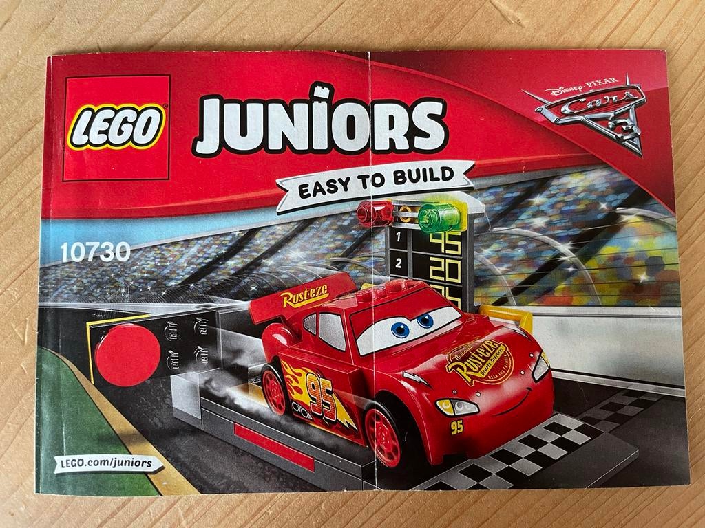 Lego Juniors 10730 Bliksem McQueen Snelheidsuitdaging, Overige thema's, Lego, Ophalen of Verzenden, Zo goed als nieuw