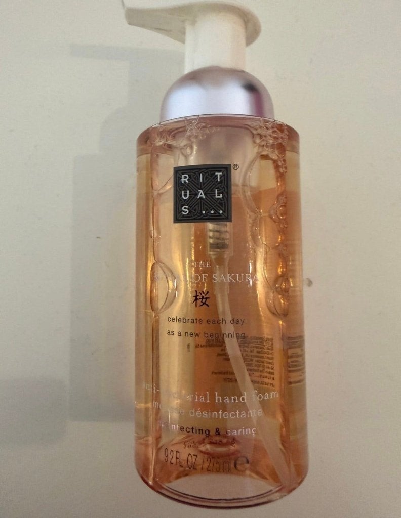 Nieuw Rituals Sakura anti bacterial hand foam wash zeep, Ophalen of Verzenden, Nieuw, Bad & Douche