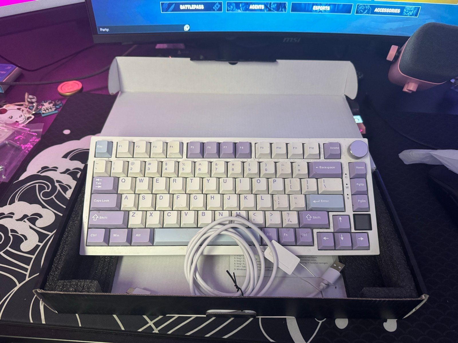 AJAZZ Mechanisch Toetsenbord - Draadloos RGB QWERTY, Computers en Software, Toetsenborden, Ophalen, Draadloze ontvanger, Zo goed als nieuw