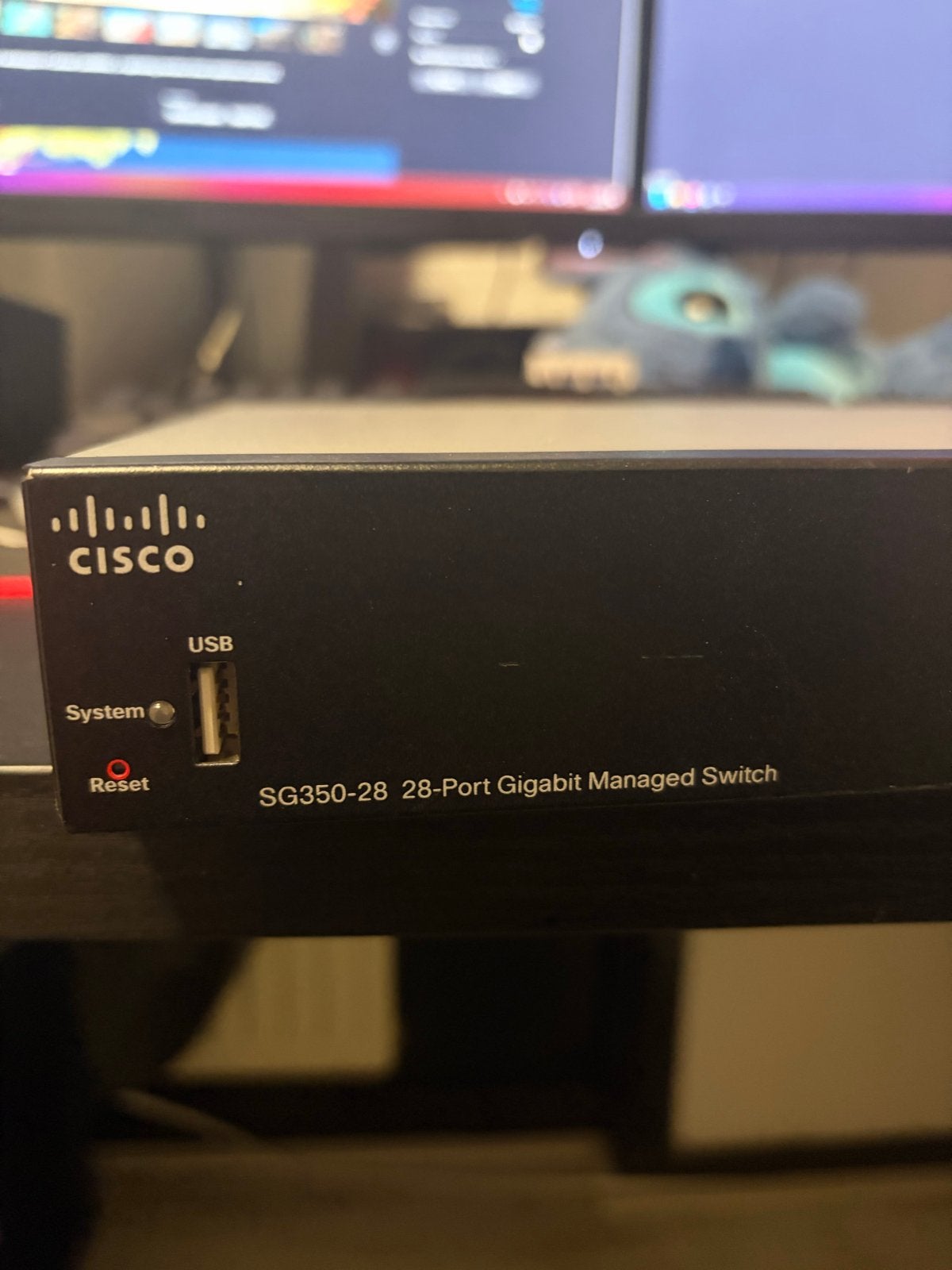 Cisco SG350-28 28-Poorts Gigabit Managed Switch, Ophalen of Verzenden, Gebruikt