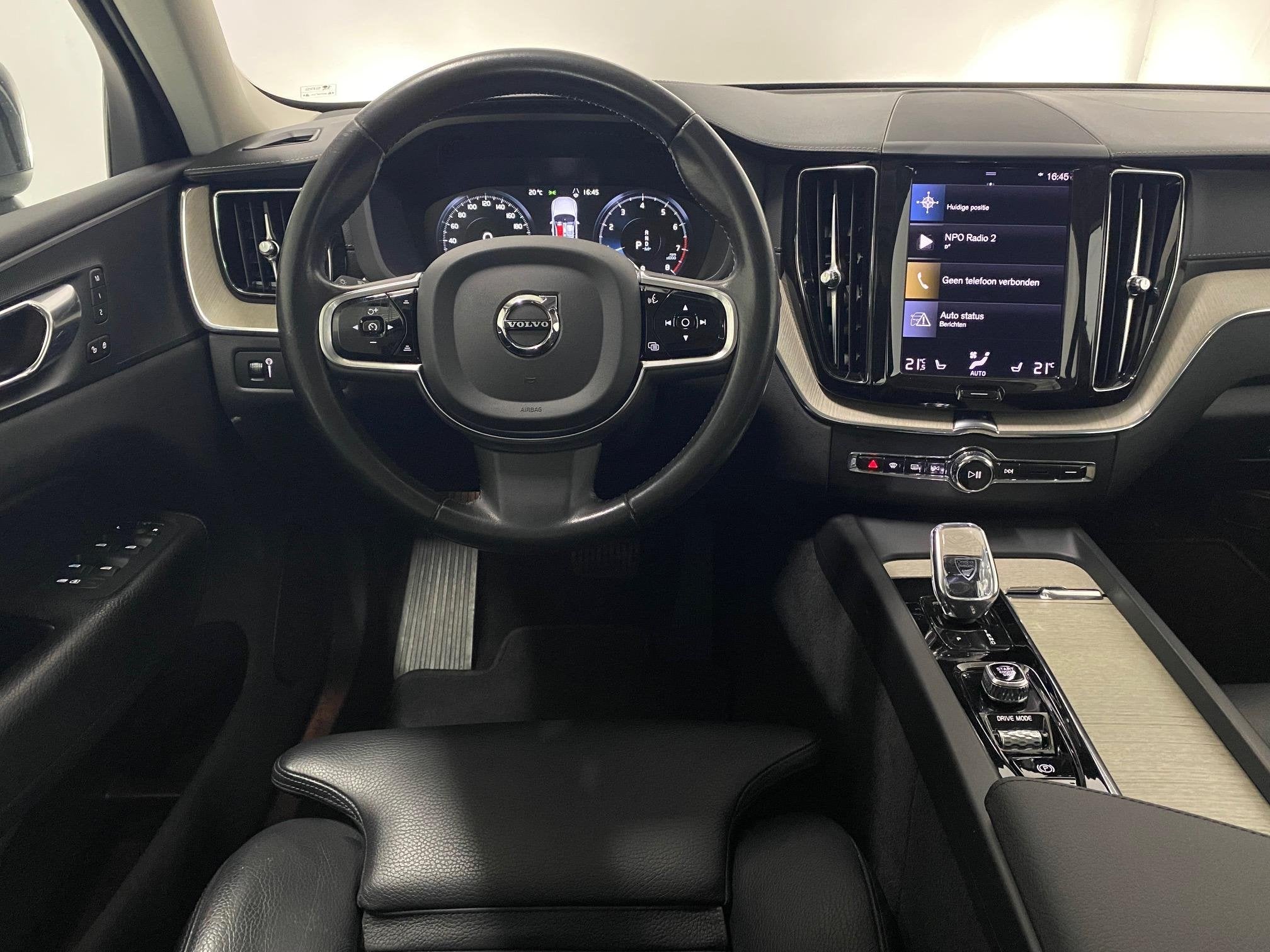 Volvo XC60 2.0 B4 Inscription 360 Camera Kelys ACC 19 Inch, 15 km/l, Gebruikt, Euro 6, 4 cilinders