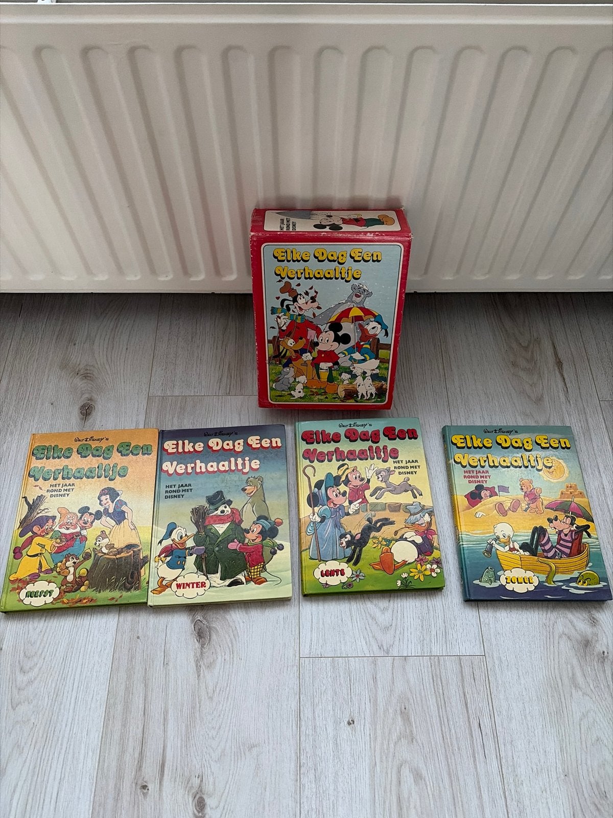 Disney's Elke Dag Een Verhaaltje - Complete Set, Boeken, Ophalen of Verzenden, Gelezen