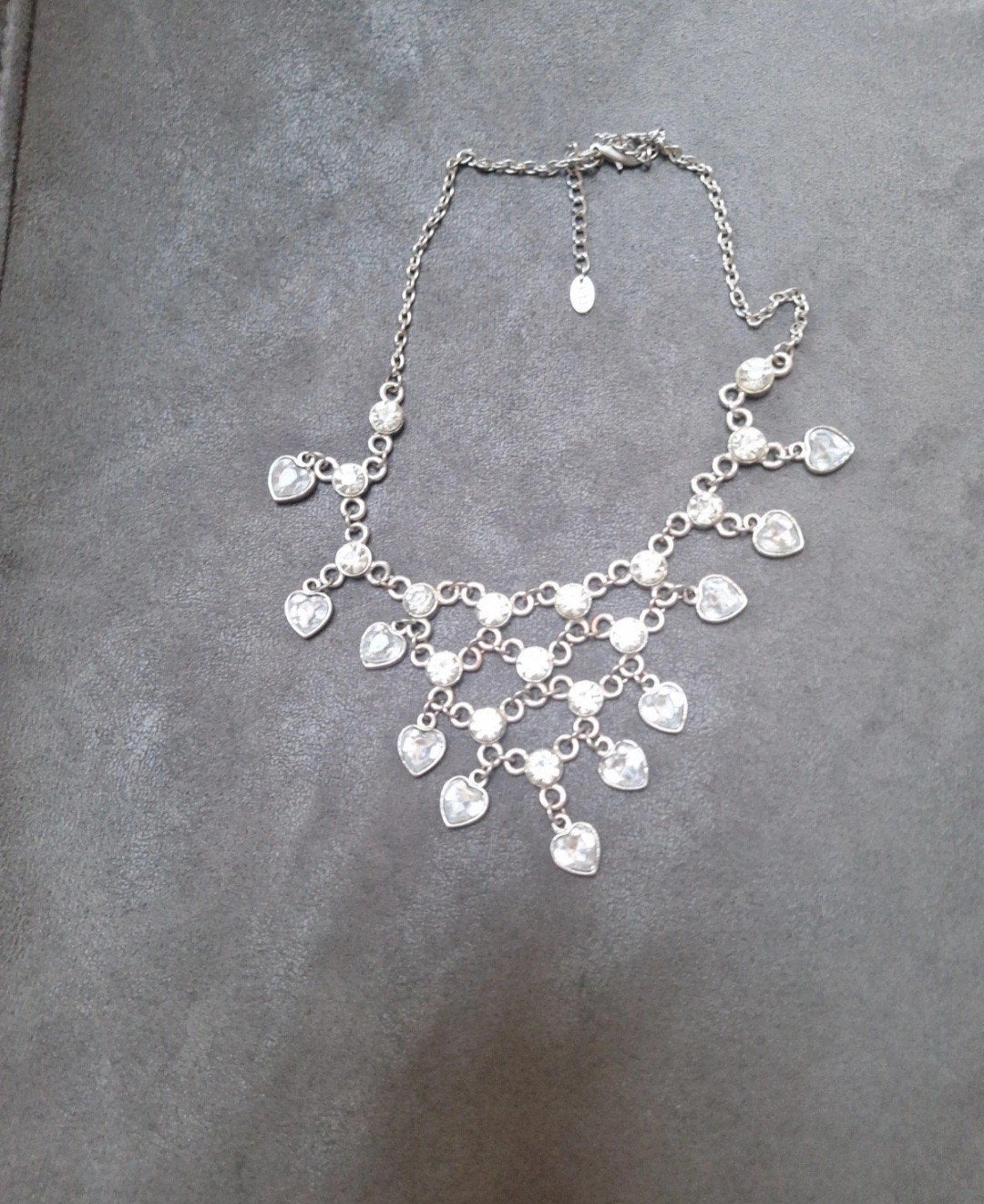 Statement Bedelketting RVS met Hartjes en Kristallen, Sieraden, Tassen en Uiterlijk, Kettingen, Overige materialen, Nieuw, Met hanger