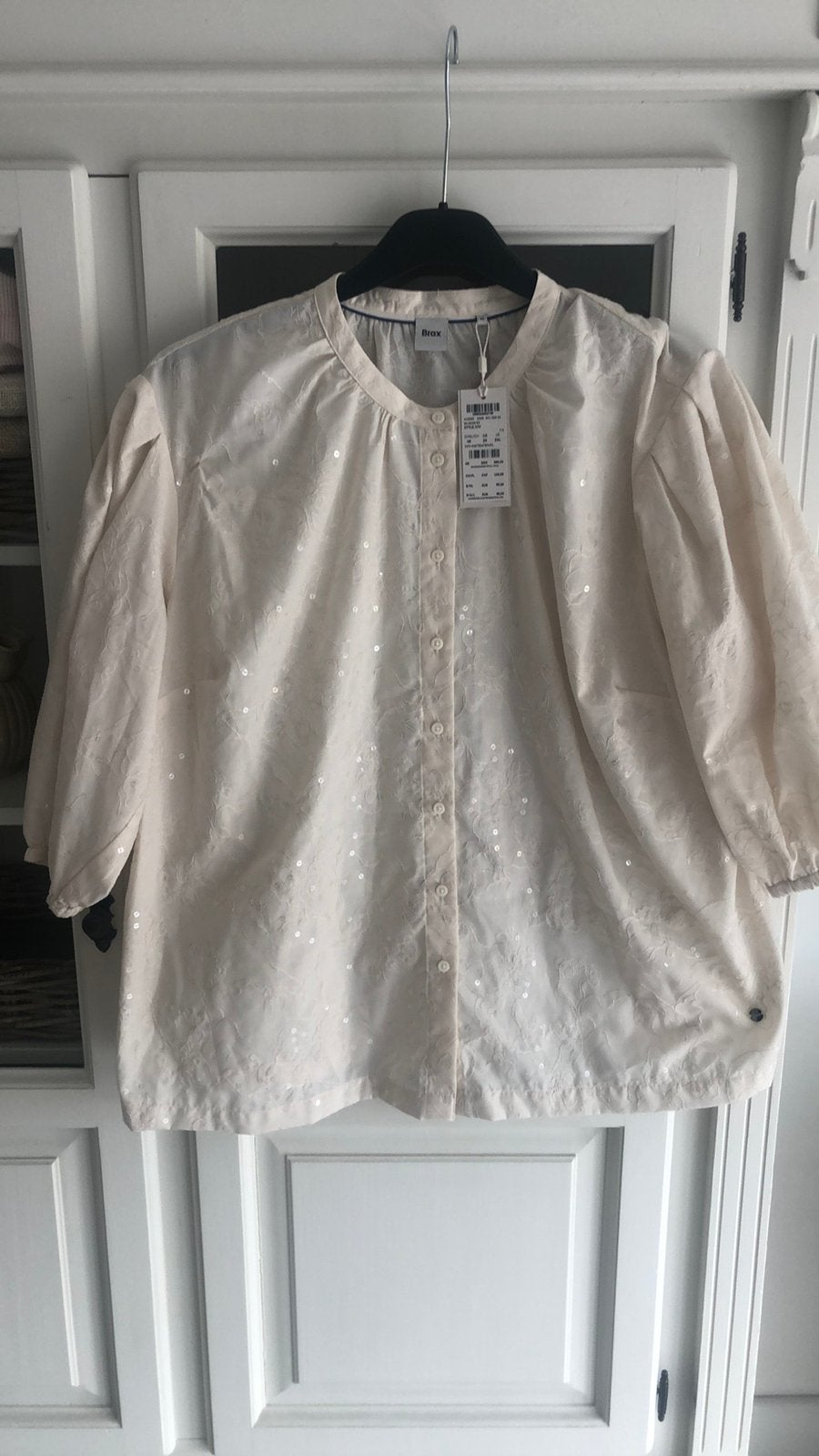 Brax blouse maat 46 nieuw, Kleding | Dames, Ophalen of Verzenden, Nieuw, Maat 46/48 (XL) of groter, Wit