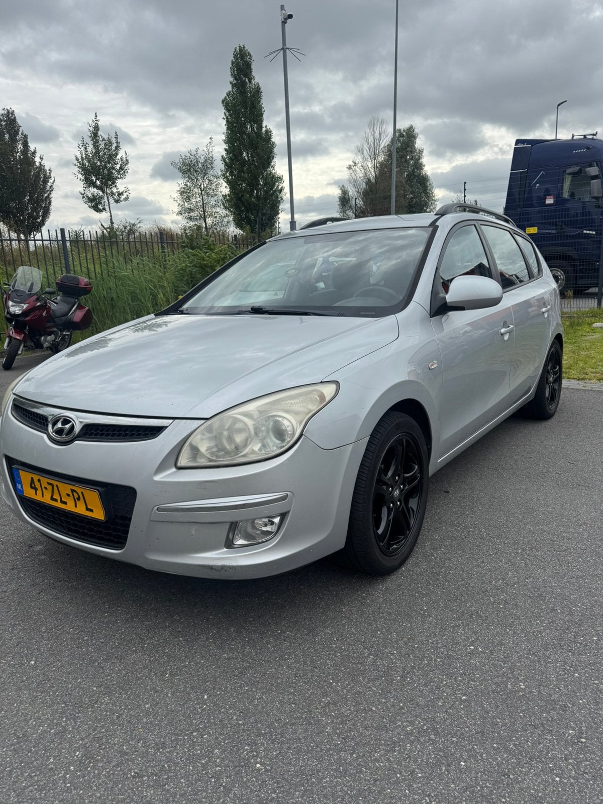 Hyundai i30 1.6 I Cvvt Crosswagon 2008 Grijs, Auto's, Voorwielaandrijving, 1591 cc, 4 cilinders, Origineel Nederlands