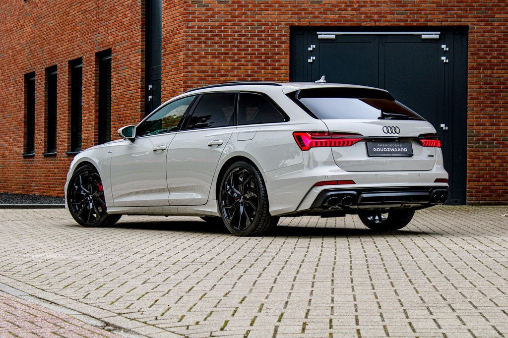 Audi A6 Avant 55 TFSI e quattro Competition | Individual Sia, Auto's, Audi, Automaat, Gebruikt, Zwart, 1984 cc