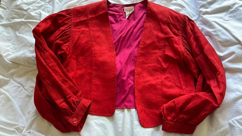 Kenzo bolero mt.M, Ophalen of Verzenden, Zo goed als nieuw, Maat 38/40 (M), Rood