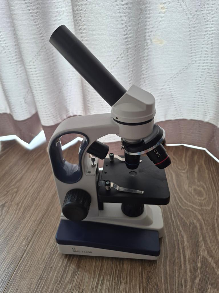 Goed werkende microscoop, Ophalen, Minder dan 400x