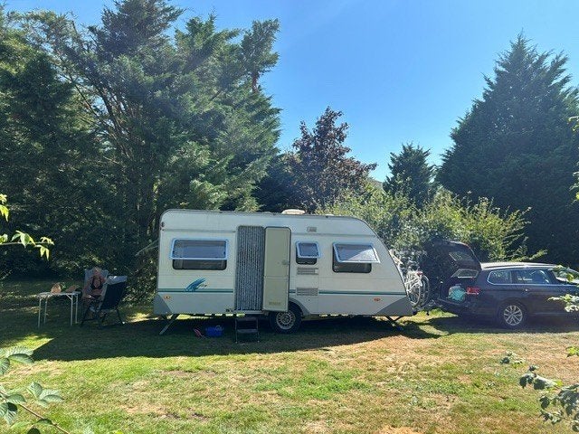 Eifelland Holiday 5403 | 1997 | Lichtgewicht, Caravans en Kamperen, Rondzit, Fietsenrek, 4 tot 5 meter, Tot en met 4